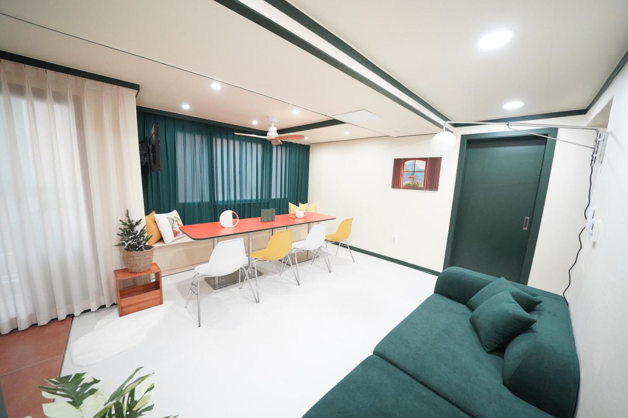 Romantic Rooftop House Apartment Сеул Екстериор снимка