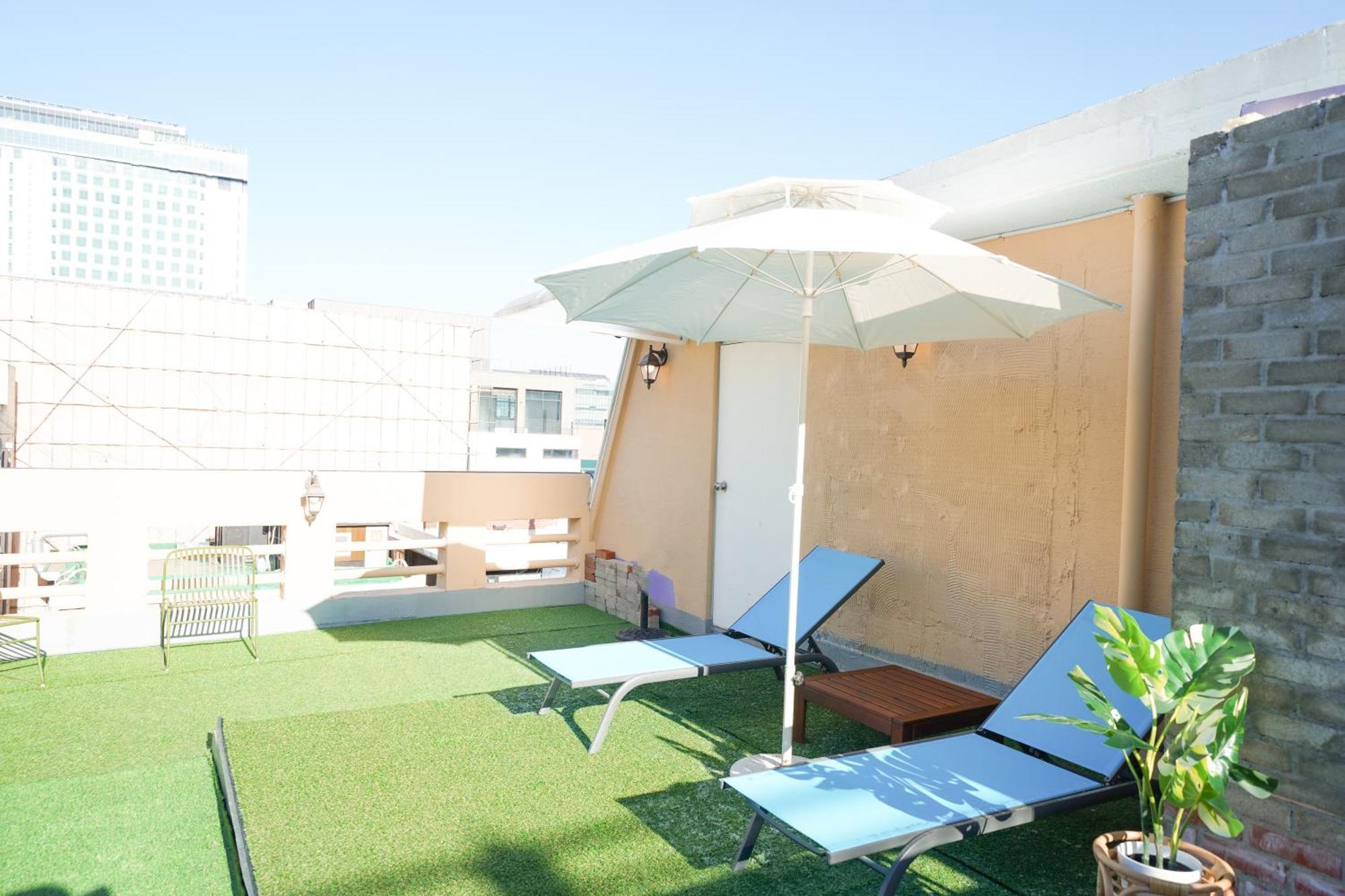 Romantic Rooftop House Apartment Сеул Екстериор снимка
